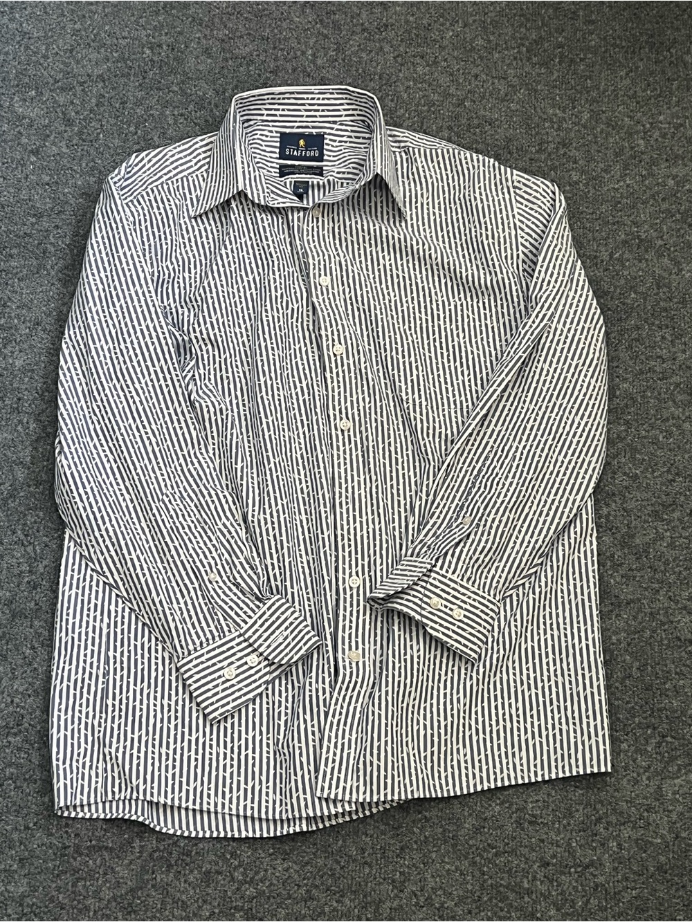 Stafford Travel Performance Super Shirt Regular Fit, Size 16, 32-33